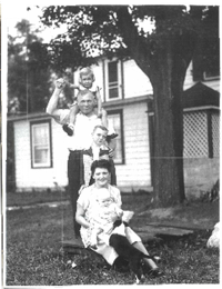 Solberg family 1948 pictured at Solberg Airport